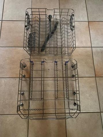Korven vaatwasmachine beschikbaar voor biedingen