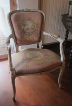 2 geborduurde zeteltjes Louis XV stijl, Ophalen