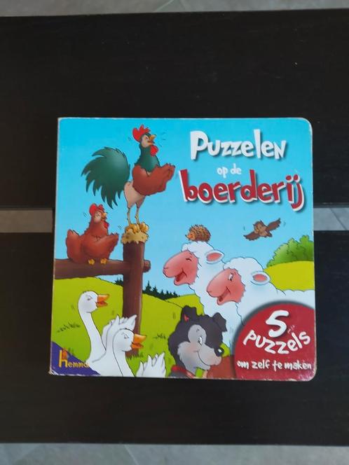 Boek "Puzzelen op de boerderij", Boeken, Kinderboeken | Baby's en Peuters, Gelezen, Ophalen of Verzenden