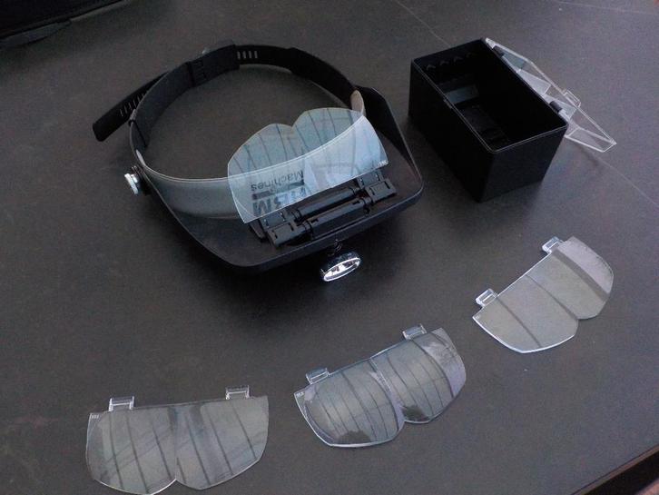 Lunettes à loupe, Hobby & Loisirs créatifs, Loupes & Lampes loupes, Comme neuf, Loupe, Enlèvement ou Envoi