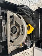 Dewalt cirkelzaag met geleidingslat, Doe-het-zelf en Bouw, Gereedschap | Zaagmachines, Ophalen, Cirkelzaag