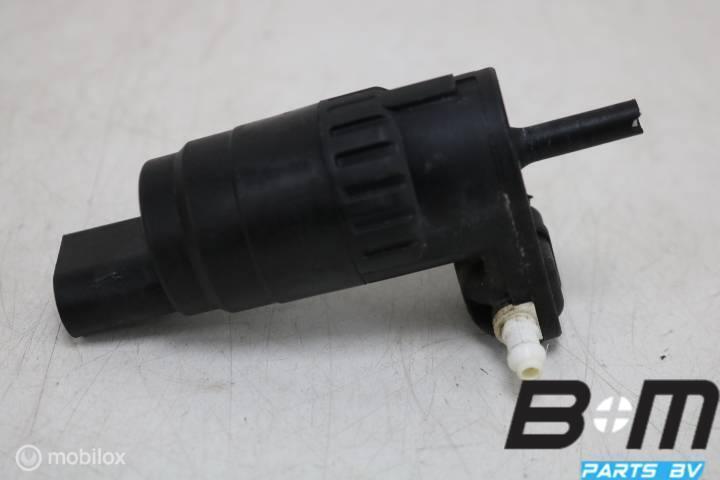 Ruitensproeierpomp VW Golf 7 1K6955651, Auto-onderdelen, Ruiten en Toebehoren, Gebruikt