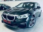 BMW 1 Serie 118 118iA OPF+(17990+TVA=21768)+AUTO+CARPLAY+GAR, Autos, BMW, 5 places, Série 1, Berline, Noir