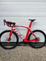 Trek madone project one, Fietsen en Brommers, Gebruikt, Carbon, 10 tot 15 versnellingen, 53 tot 57 cm