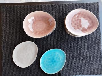 15 Cosy &Trendy bordjes beschikbaar voor biedingen