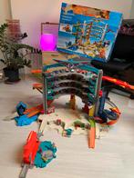 Hot wheels ultimate garage & super spin carwash, Kinderen en Baby's, Speelgoed | Racebanen, Ophalen, Zo goed als nieuw, Handmatig