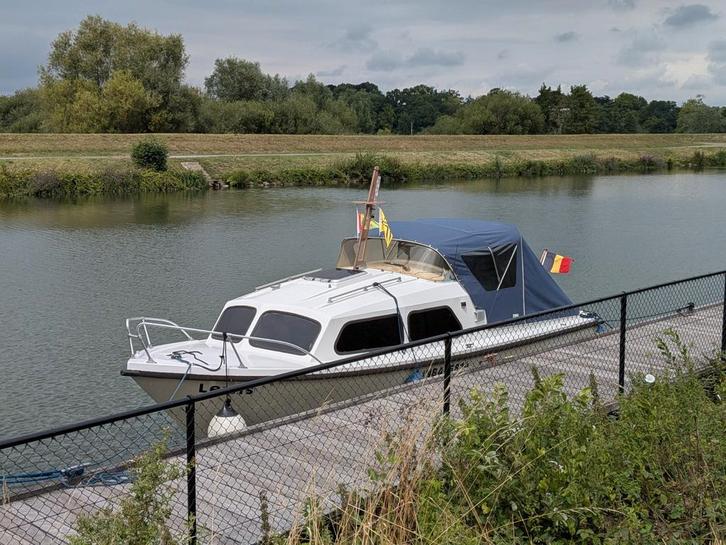 Waterland 700 met werk, Sports nautiques & Bateaux, Bateaux à moteur & Yachts à moteur, Utilisé, Polyester, 6 à 9 mètres, Essence