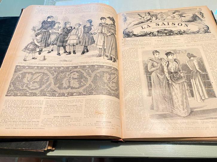 Livres de mode anciens avec gravures, Antiquités & Art, Antiquités | Livres & Manuscrits, Enlèvement