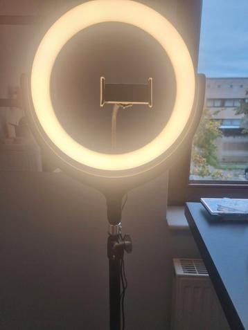 Lurk ringlight set  beschikbaar voor biedingen