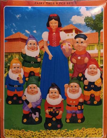 Vintage keramieken sneeuwwitje met de zeven dwergen te koop. beschikbaar voor biedingen