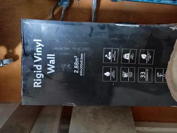 Vinyl wand en vloertegels  beschikbaar voor biedingen