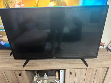 2x smart tv lg & samsung  beschikbaar voor biedingen