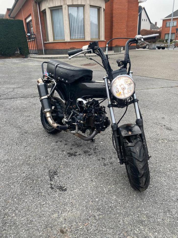 Dax, Fietsen en Brommers, Brommers | Honda, Zo goed als nieuw, Ophalen