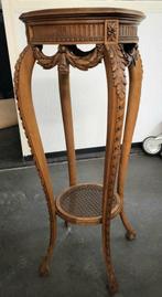 Mooie pied de stalle Louis XVI, Louis XVI, Rond, Enlèvement, Utilisé