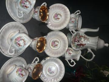 VINTAGE SERVICE CAFE EN PORCELAINE beschikbaar voor biedingen