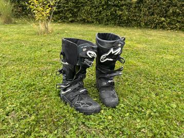 Pack Enduro / Trail. Bottes, gilet, veste, genouillères beschikbaar voor biedingen