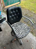 Kapper stoelen en spiegels, Ophalen, Gebruikt