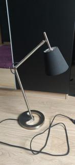 Stijlvolle stalen bureaulamp van IKEA - Inclusief LED-lamp, Ophalen, Zo goed als nieuw