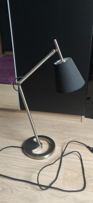 Stijlvolle stalen bureaulamp van IKEA - Inclusief LED-lamp beschikbaar voor biedingen
