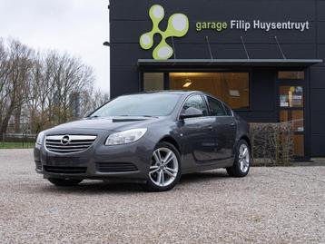 Opel Insignia 1.8i Cosmo +  Cruise - Pdc beschikbaar voor biedingen