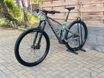 Scott Spark 930 2021 volledig geveerde mountainbike beschikbaar voor biedingen
