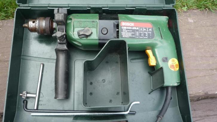 A vendre perceuse à percussion BOSCH CSB 650-2RLE  55€, Doe-het-zelf en Bouw, Gereedschap | Boormachines, Gebruikt, Boor- en Schroefmachine
