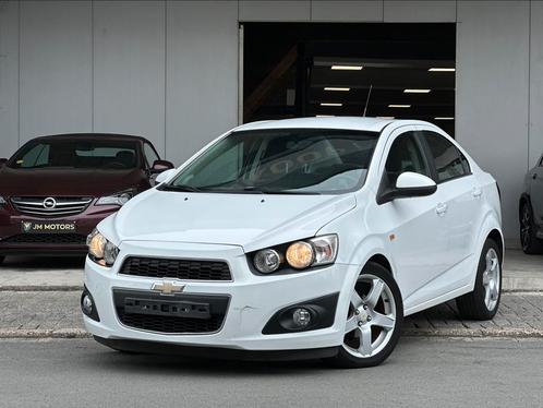 Chevrolet Aveo 1.4i / 1e Eigenaar / CarPass / Airco, Auto's, Chevrolet, Bedrijf, Aveo, Benzine, Euro 5, Handgeschakeld, Wit, Onderhoudsboekje