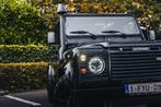 Land Rover Defender 110 // TD5 // FULL BLACK // EX BTW, Auto's, 90 kW, Zwart, LED verlichting, Leder en Stof