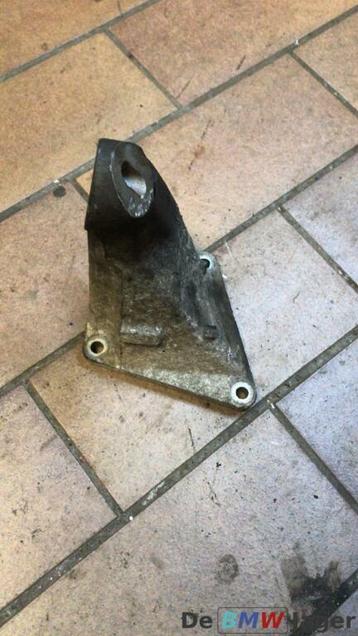 Motorsteun Rechts BMW 3 serie E46 316i 318i 22111094652 beschikbaar voor biedingen
