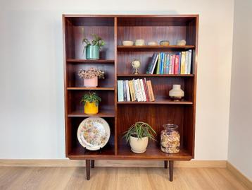 Deens Mid-Century Boekenkast van Palissander uit de Jaren 80 beschikbaar voor biedingen