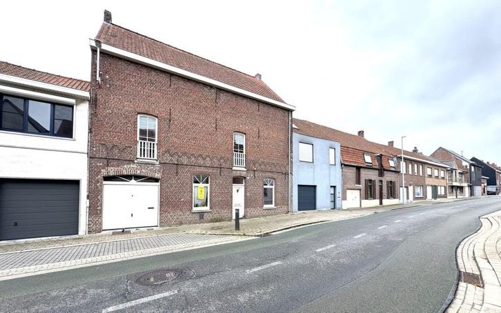 RUIME WONING MET CENTRALE LIGGING TE LAUWE, Immo, Huizen en Appartementen te koop, Provincie West-Vlaanderen