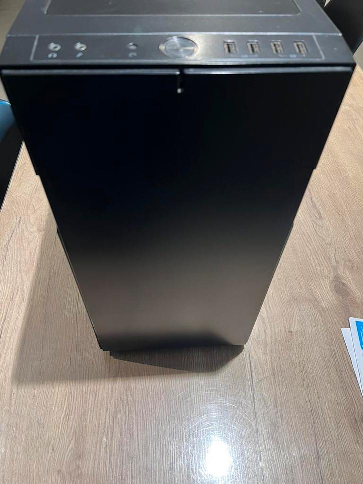 Game pc i7 6700k 16gb ram asus 1070 8gb 512m2 ssd, Computers en Software, Desktop Pc's, Gebruikt, 4 Ghz of meer, SSD, 16 GB, Met videokaart