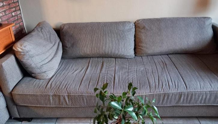 GRATIS: Groot hoeksalon + ronde plastieken tuintafel, Huis en Inrichting, Zetels | Complete zithoeken, Gebruikt, Stof, Ophalen