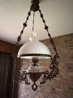 Mooie oude kroonluchter, Enlèvement