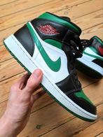 Nike air Jordan 1 mid green, Kleding | Heren, Schoenen
