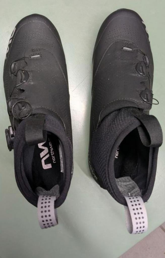 Nieuwe Northwave
Celsius XC Arctic GTX maat 39, Fietsen en Brommers, Fietsaccessoires | Fietskleding, Nieuw, Schoenen, Ophalen of Verzenden