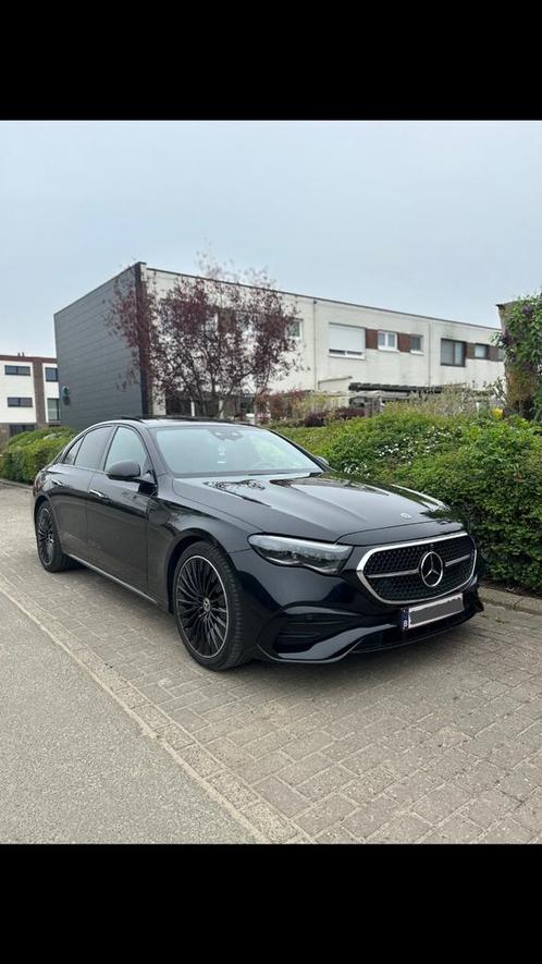 Mercedes E200-klasse, Auto's, Mercedes-Benz, Particulier, Open dak, Benzine, Berline, 5 deurs, Automaat, Zwart, Zwart, Leder, Dealer onderhouden