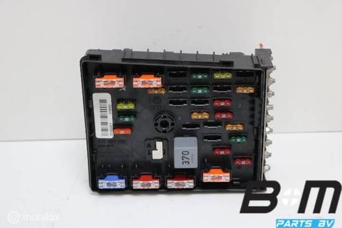 Zekeringkast in motorruimte VW Passat B7 3C0937125A, Auto-onderdelen, Elektronica en Kabels, Gebruikt