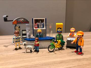 Playmobil bank- postbode-vuilnisman beschikbaar voor biedingen