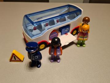 Playmobil autobus  beschikbaar voor biedingen