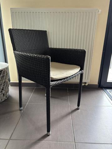Mooie stoelen voor eetkamer of keuken RENO beschikbaar voor biedingen