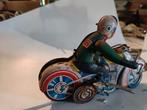 metalen speelgoedmotor met sleutel, Antiek en Kunst, Ophalen of Verzenden