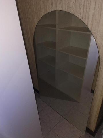 Spiegel 1450x940 beschikbaar voor biedingen