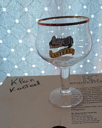 Bier en wijnglazen beschikbaar voor biedingen