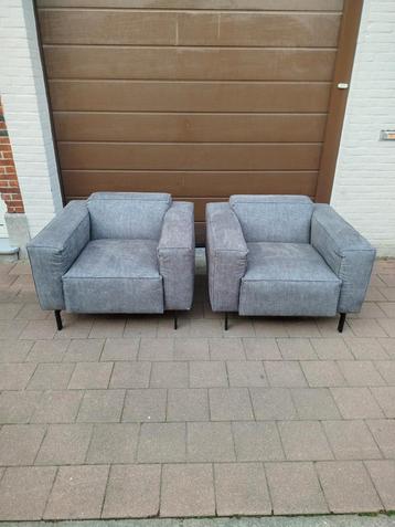 2 x ruime (charcoal grey) “Love seat cube” merk VT Wonen