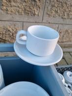 148 tassen en 149 ondertassen Athena hotelwear, Enlèvement, Utilisé, Autres styles, Porcelaine