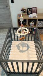 Box/park incl. Matras & muziekmobiel (zie foto), Enlèvement, Utilisé, Rond, Réglable en hauteur