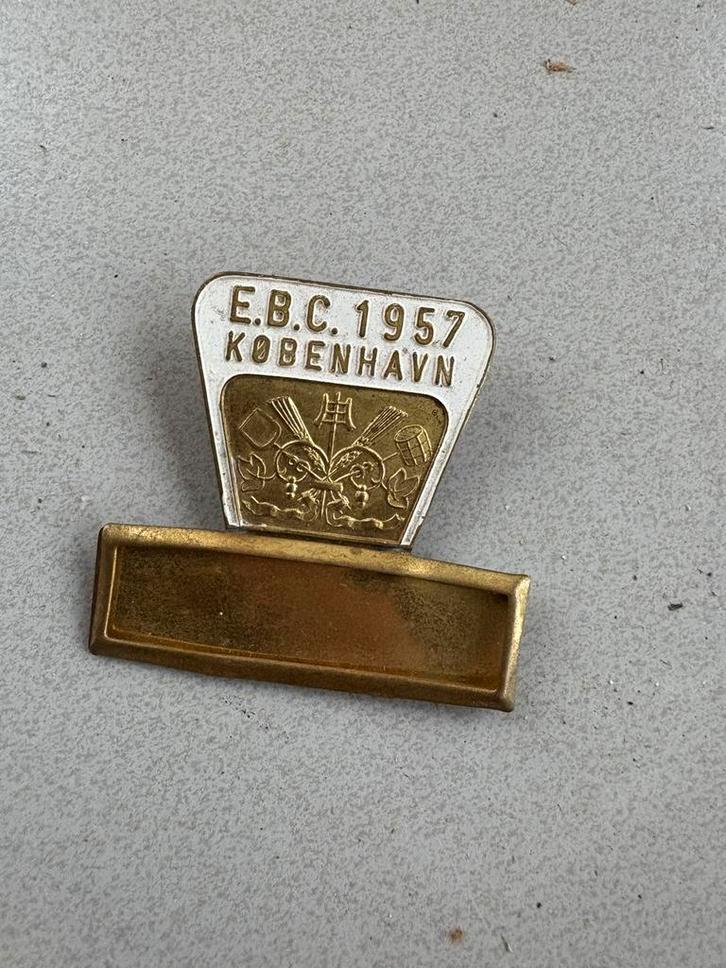 Herdenkingsspeld E.B.C. 1957 – Kopenhagen, medaille, den, Postzegels en Munten, Penningen en Medailles, Verzenden