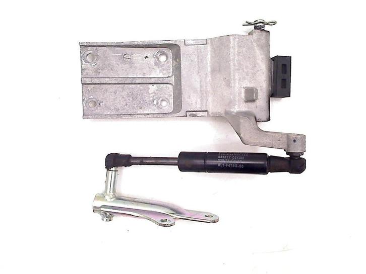 BUDDYSEAT SCHARNIER Yamaha X-Max 125 (01-1970/-), Motoren, Onderdelen | Yamaha, Gebruikt