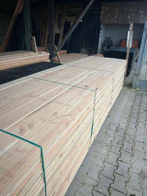 Douglas plank geschaafd 1.8x15x400 cm per stuk € 11, Tuin en Terras, Palen, Balken en Planken, Nieuw, Balken, Ophalen